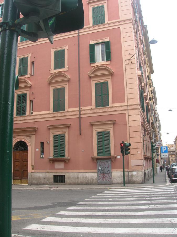 Qindajie House Rom